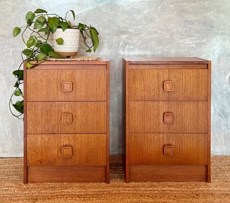 Mid Century Bedside Drawers | 20th Century Vintage
